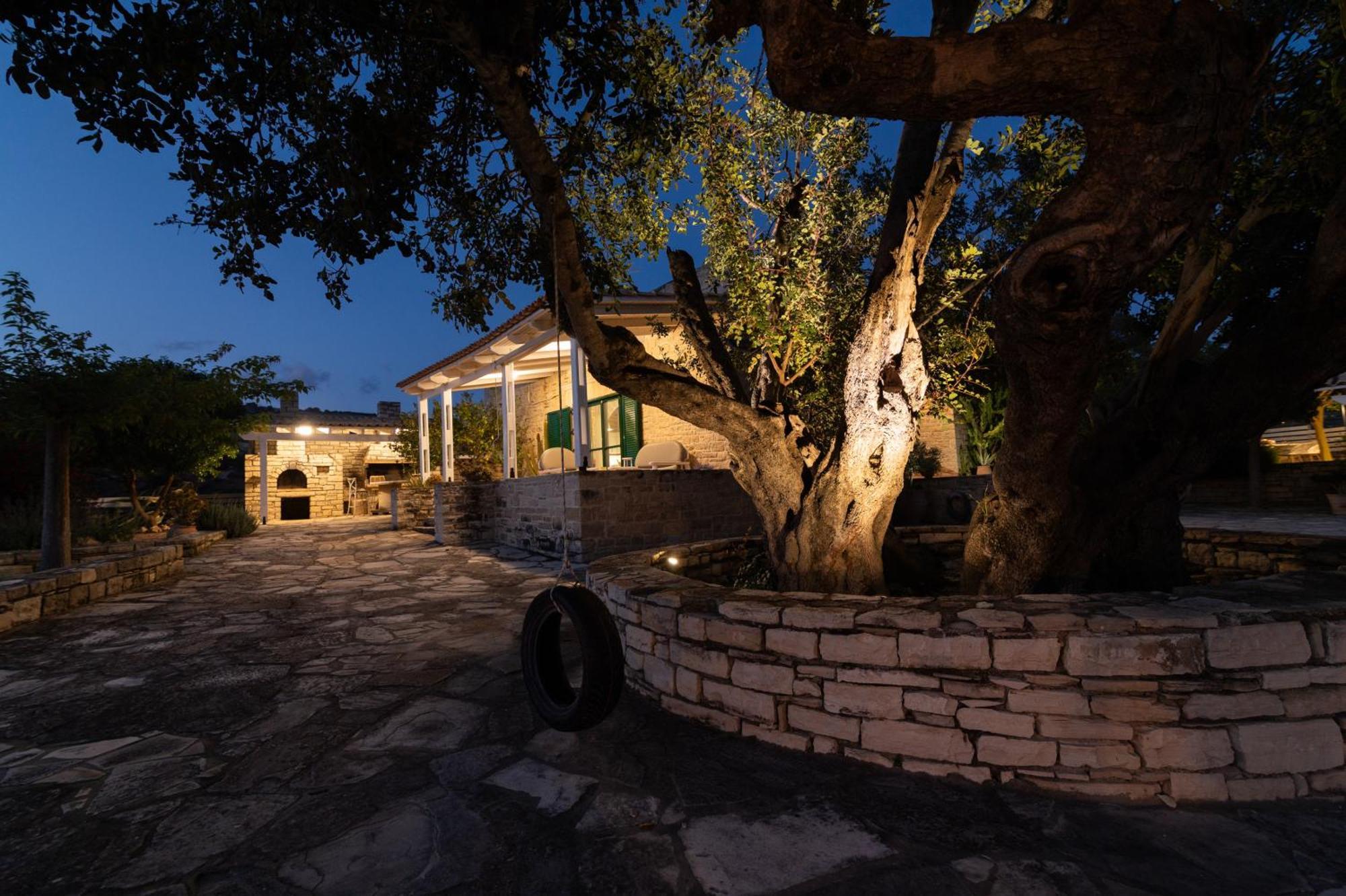 Carob Villa Μοίρες Εξωτερικό φωτογραφία
