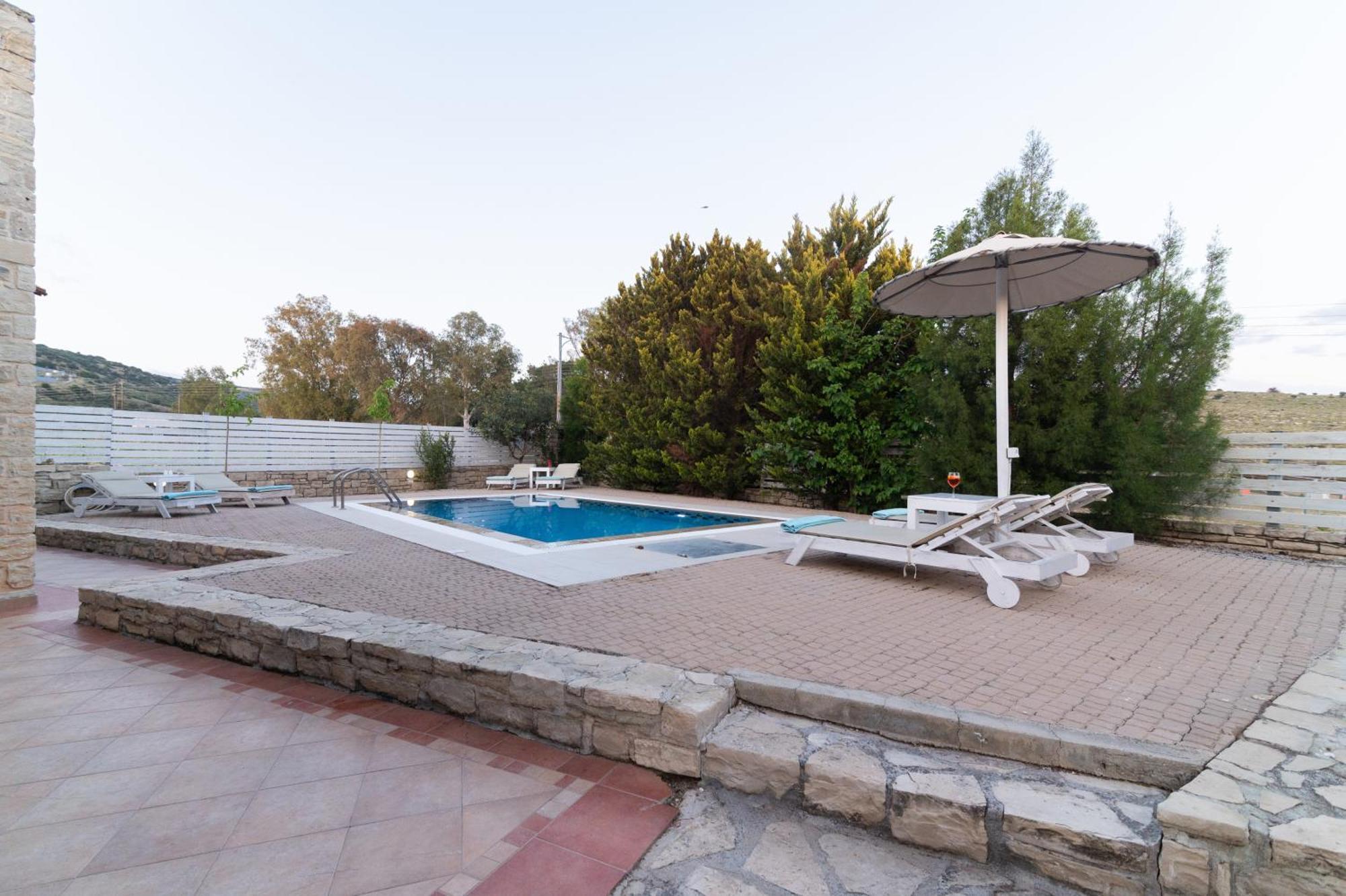 Carob Villa Μοίρες Εξωτερικό φωτογραφία